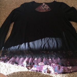 XL Vanity Top with great lace and sheer details